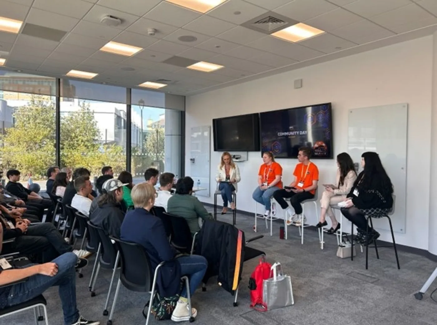 Panel aws community day